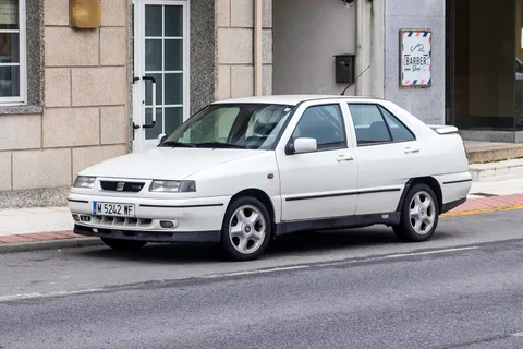 SEAT Toledo I — 4