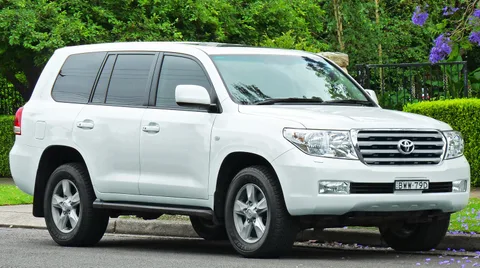 Toyota Land Cruiser (J200)