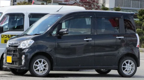 Subaru Lucra — 3