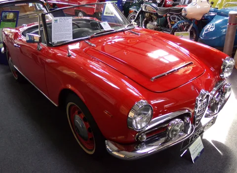 Alfa Romeo Giulia Spider — 6
