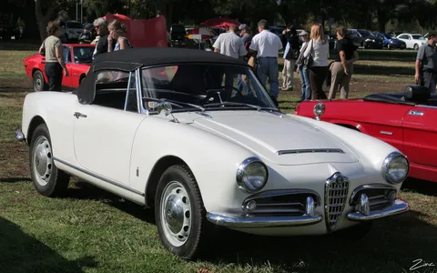Alfa Romeo Giulia Spider — 7
