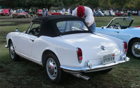 Alfa Romeo Giulia Spider — 8