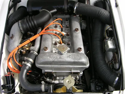 Alfa Romeo Giulietta Spider — 6