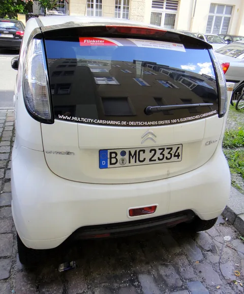 Citroën C-Zero — 8