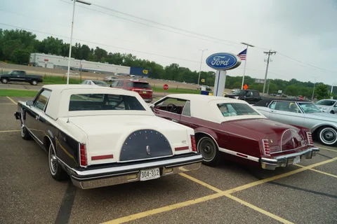 Lincoln Continental Mark VI — 3