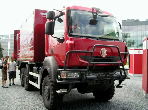 Tatra 810 — 2