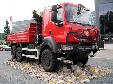 Tatra 810 — 3