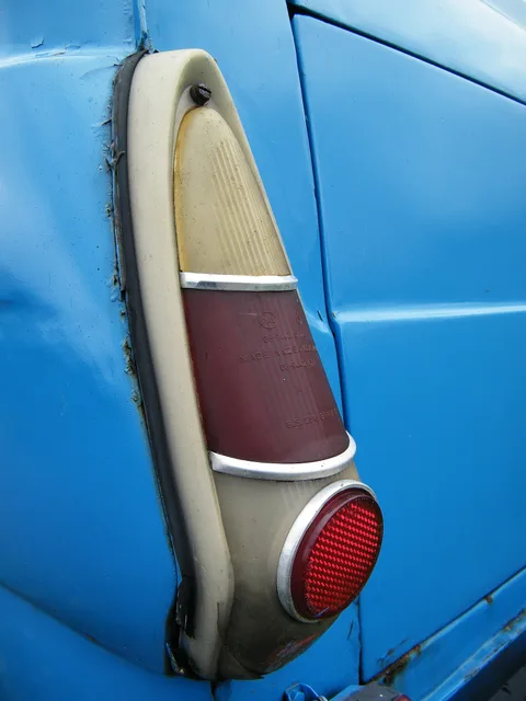 Škoda 1203 — 4