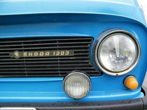 Škoda 1203 — 8
