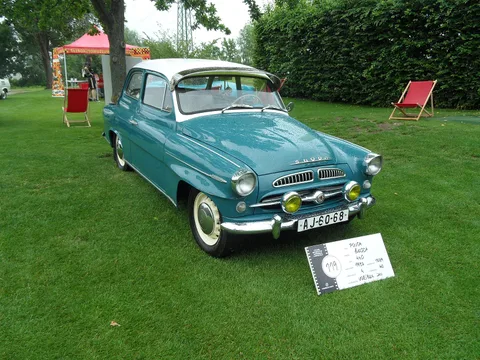 Škoda 440 — 8