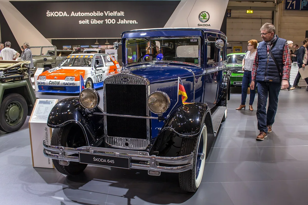 Škoda 645
