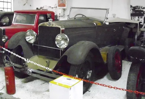 Škoda 6 R — 2