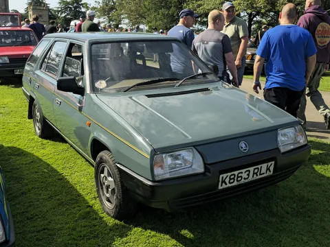 Škoda Favorit — 8
