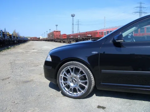 Škoda Octavia II — 8