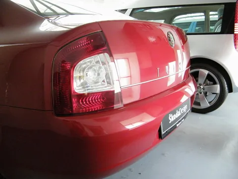 Škoda Tudor (2002) — 4