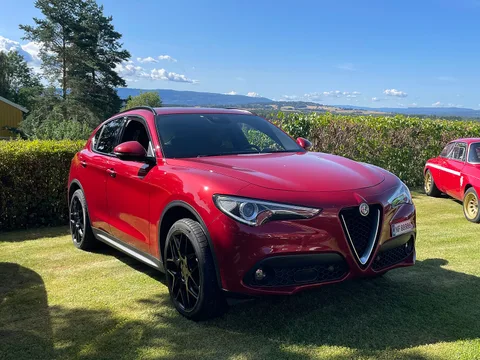 Alfa Romeo Stelvio — 6