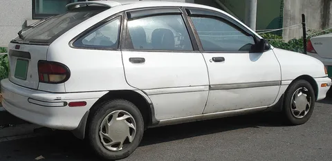 Kia Avella — 4