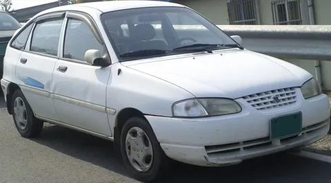 Kia Avella — 5