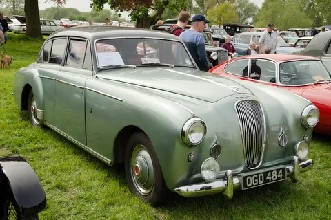 Lagonda 3-Litre — 4