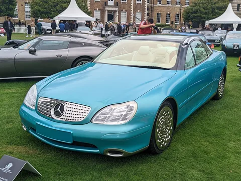Mercedes-Benz F200 — 2