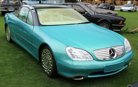 Mercedes-Benz F200 — 5