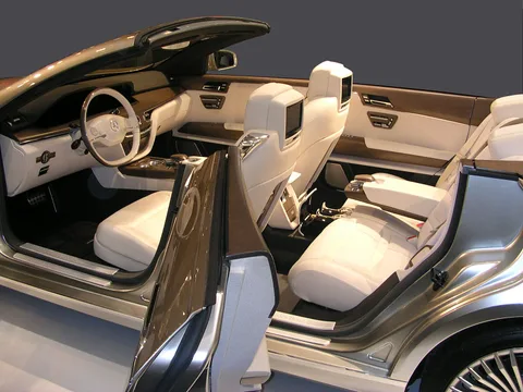 Mercedes-Benz Ocean Drive — 3