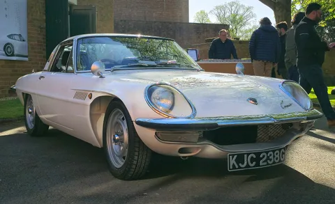 Mazda 110 S Cosmo Sport — 5
