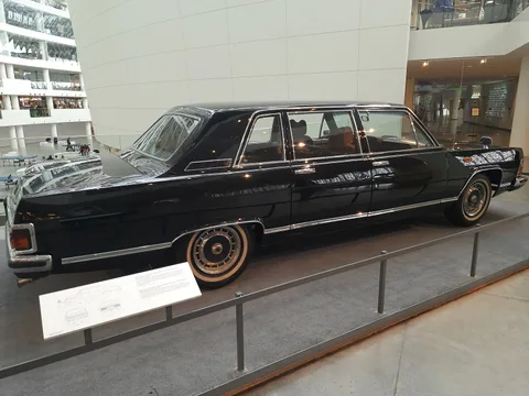 GAZ-14 Chaika — 7
