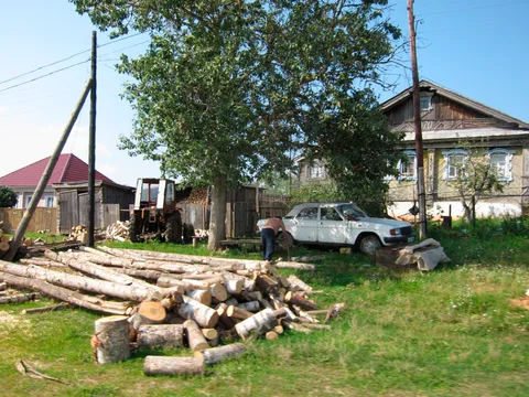 GAZ-31029 — 4