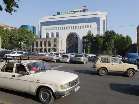 GAZ-31029 — 5
