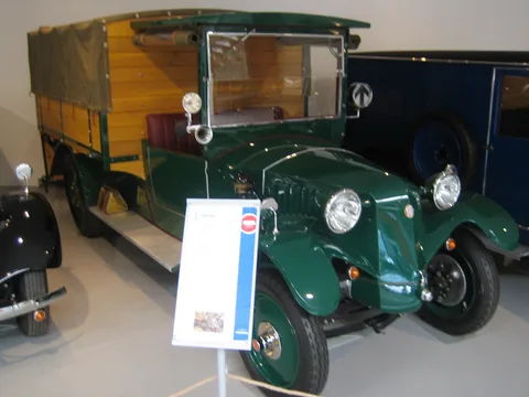 Tatra 13 — 4