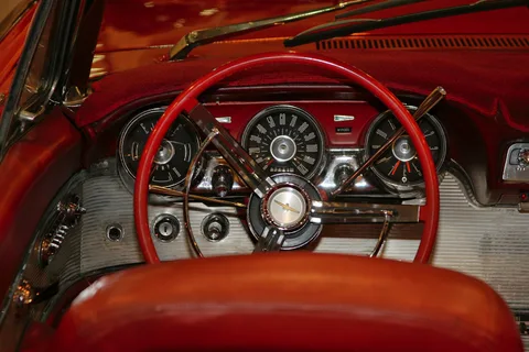 Ford Thunderbird (third generation) — 5