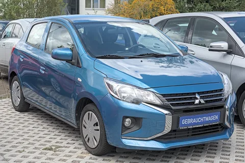 Mitsubishi Space Star — 8