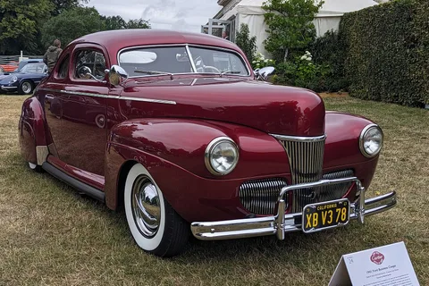 1941 Ford — 7
