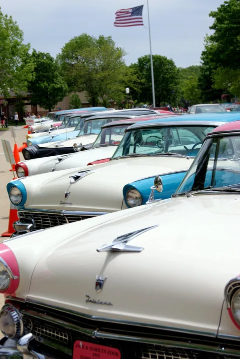 1955 Ford — 3