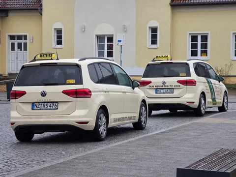 Volkswagen Touran — 2