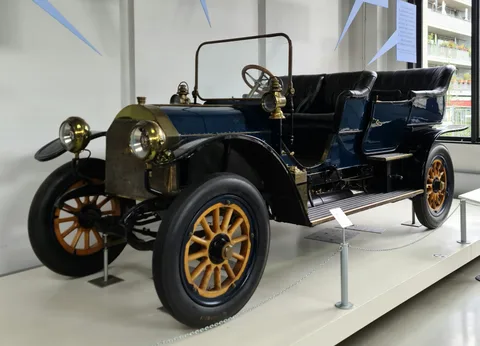 Mercedes Simplex — 5