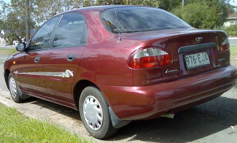 Daewoo Lanos — 5