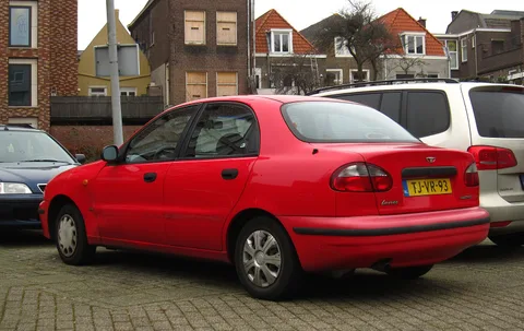 Daewoo Lanos — 7
