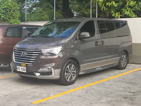 Hyundai Starex