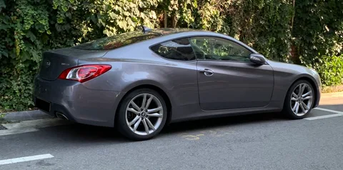 Hyundai Genesis Coupe — 6
