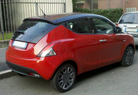 Lancia Ypsilon — 3