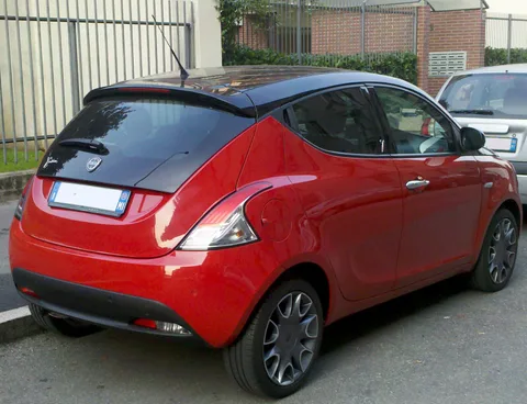 Lancia Ypsilon — 4