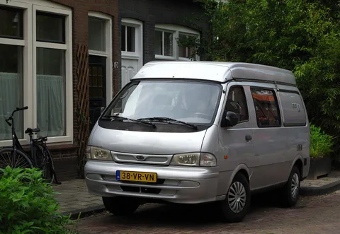 Kia Pregio — 5
