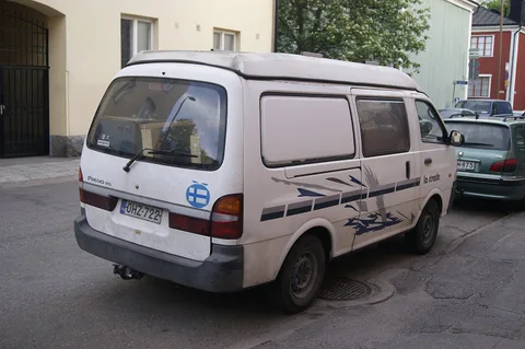 Kia Pregio — 8