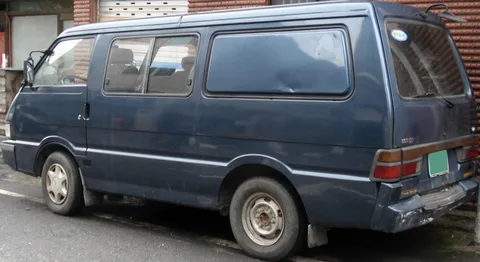 Kia Besta — 4