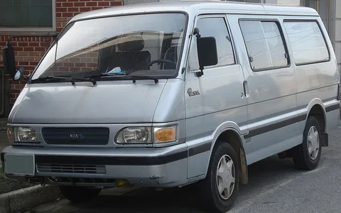 Kia Besta — 5