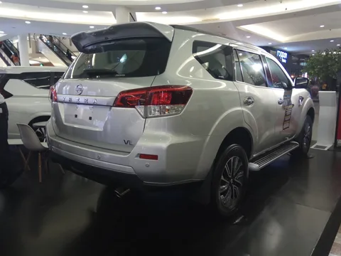 Nissan Terra — 7