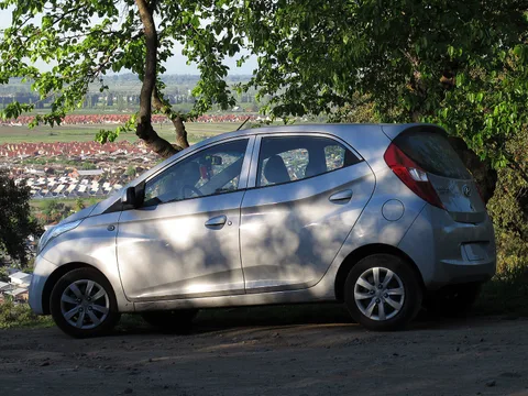 Hyundai Eon — 8