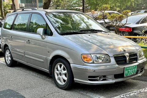 Hyundai Trajet — 6